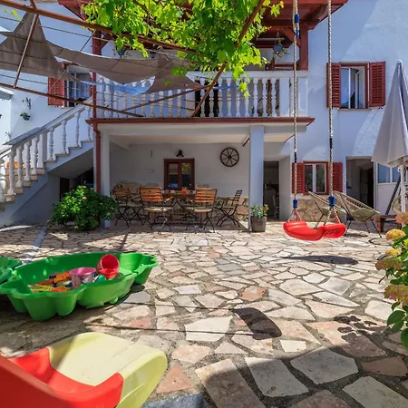 Hébergement de vacances House Bozica With Sauna And Pool