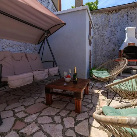 Hébergement de vacances House Bozica With Sauna And Pool *