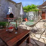 House Bozica With Sauna And Pool Nyaraló *