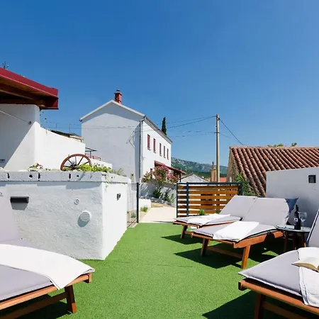 Holiday home House Bozica With Sauna And Pool Tribalj (Primorsko-Goranska)
