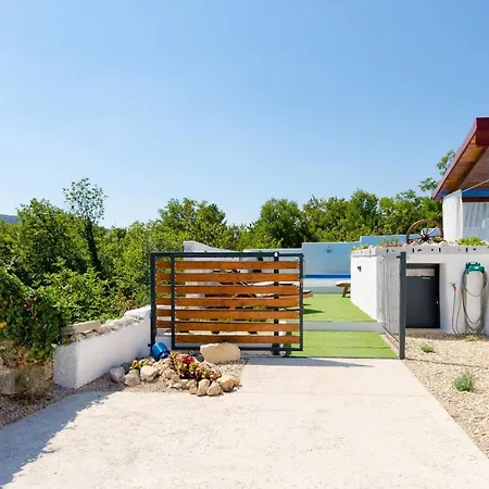 House Bozica With Sauna And Pool Nyaraló *