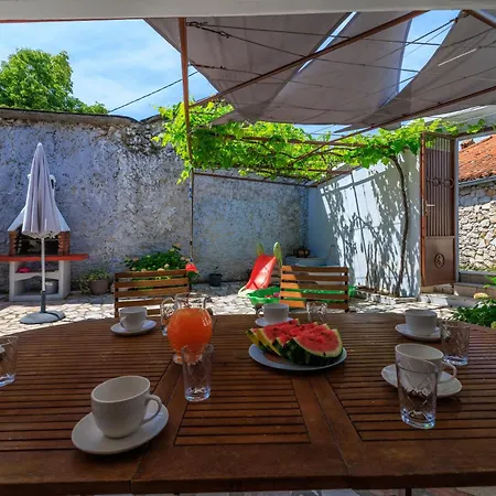 House Bozica With Sauna And Pool Nyaraló Tribalj