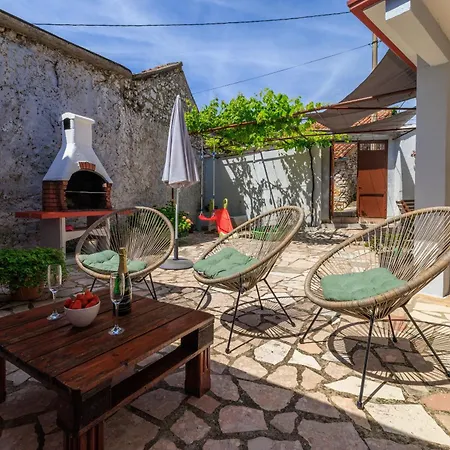 House Bozica With Sauna And Pool Nyaraló Tribalj