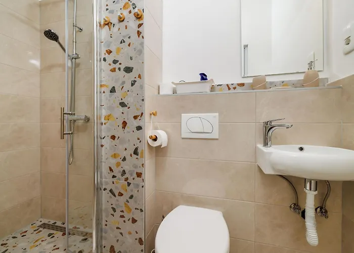 House Bozica With Sauna And Pool