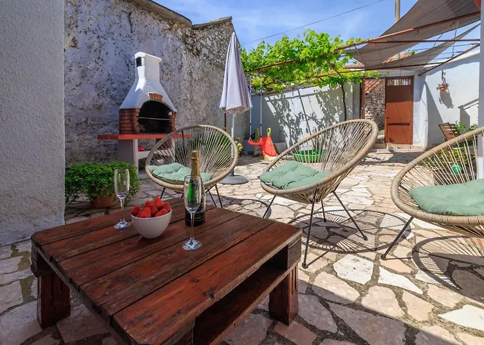 House Bozica With Sauna And Pool Prázdninový dům *